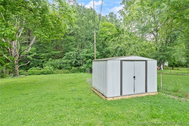 2700 Linda Drive, New Albany, IN 47150