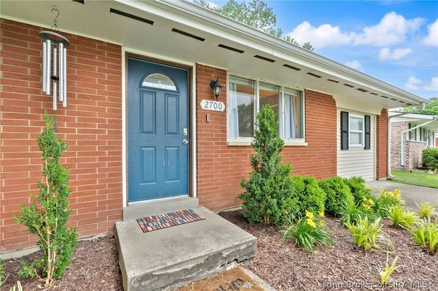 2700 Linda Drive, New Albany, IN 47150