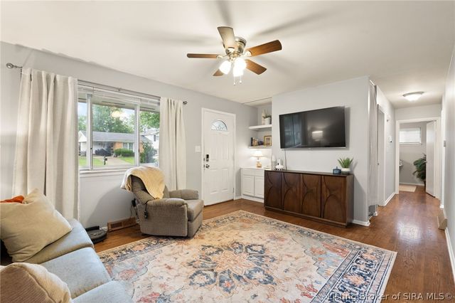 2700 Linda Drive, New Albany, IN 47150