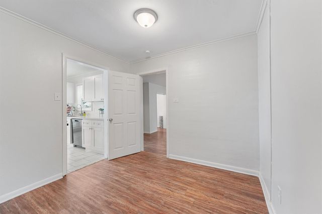 309 E Kay Street, Dayton, TX 77535