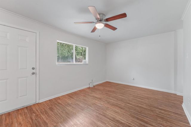 309 E Kay Street, Dayton, TX 77535
