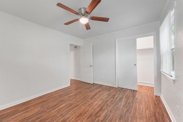309 E Kay Street, Dayton, TX 77535