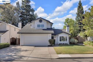 7331 Elmwood Cir, Pleasanton, CA 94588