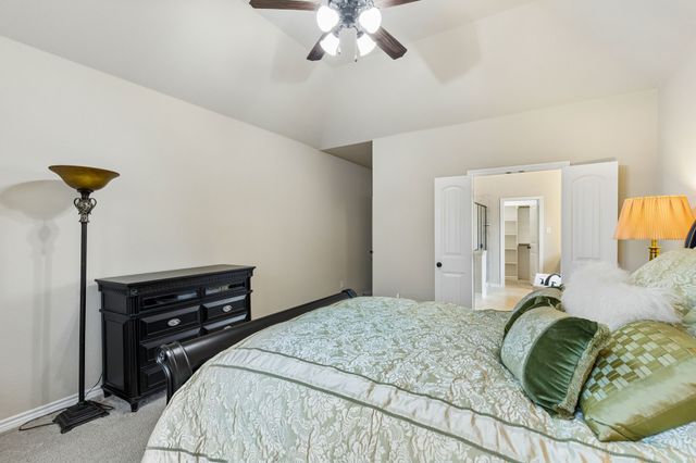 2927 Lakefield Drive, Little Elm, TX 75068