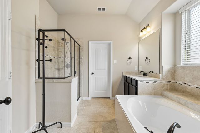 2927 Lakefield Drive, Little Elm, TX 75068