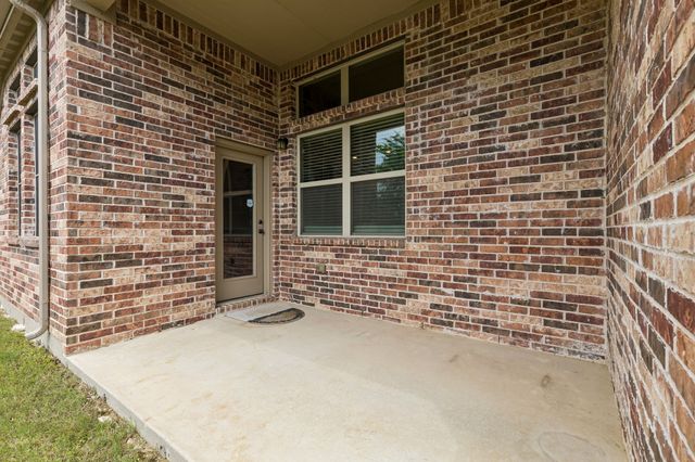 2927 Lakefield Drive, Little Elm, TX 75068