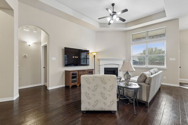 2927 Lakefield Drive, Little Elm, TX 75068