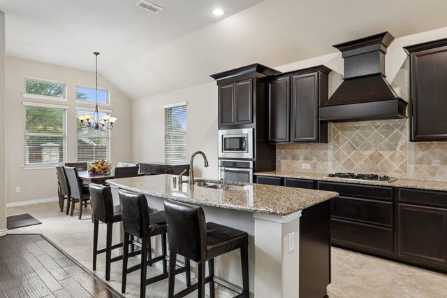 2927 Lakefield Drive, Little Elm, TX 75068