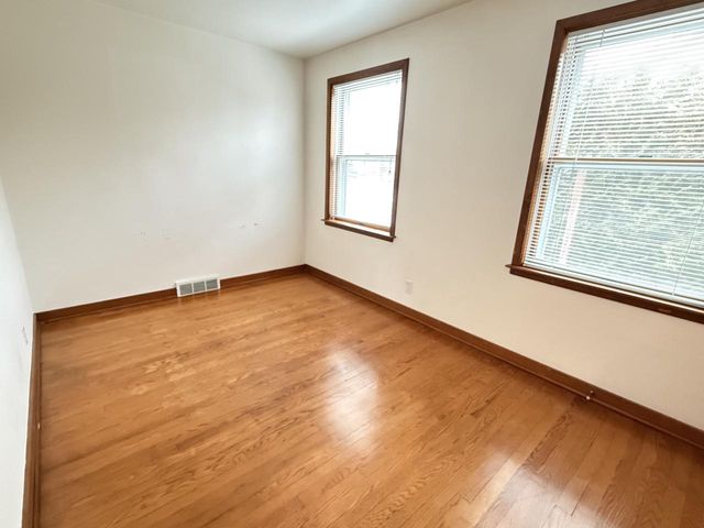 3502 Parkway BOULEVARD, Two Rivers, WI 54241