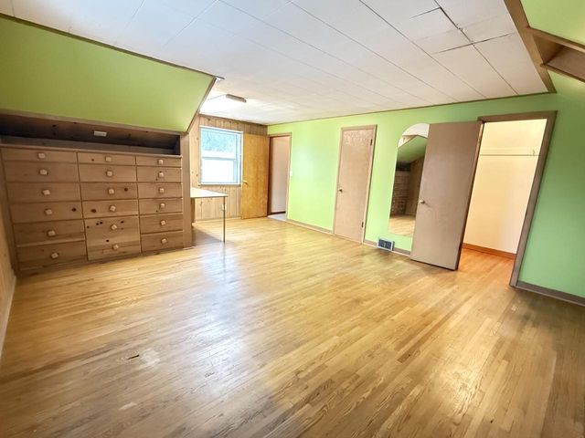 3502 Parkway BOULEVARD, Two Rivers, WI 54241