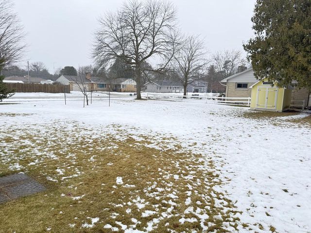 3502 Parkway BOULEVARD, Two Rivers, WI 54241