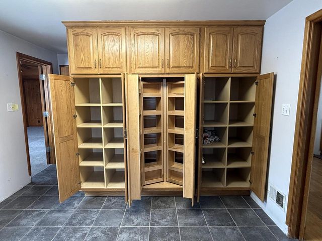 3502 Parkway BOULEVARD, Two Rivers, WI 54241