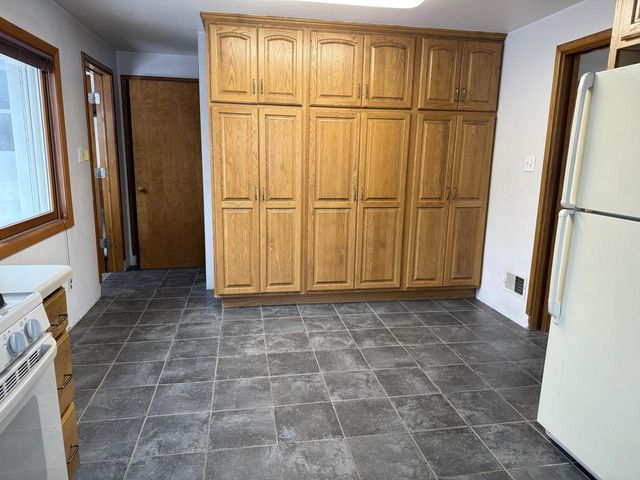 3502 Parkway BOULEVARD, Two Rivers, WI 54241