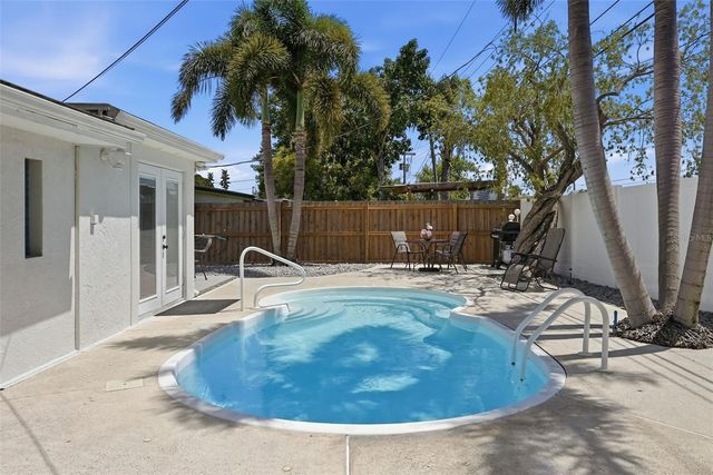 12094 106TH STREET, Largo, FL 33773