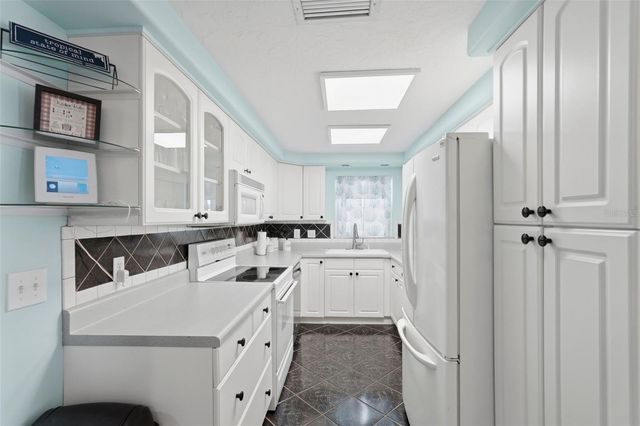 12094 106TH STREET, Largo, FL 33773