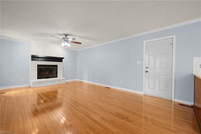 105 Willards WAY, Yorktown, VA 23693