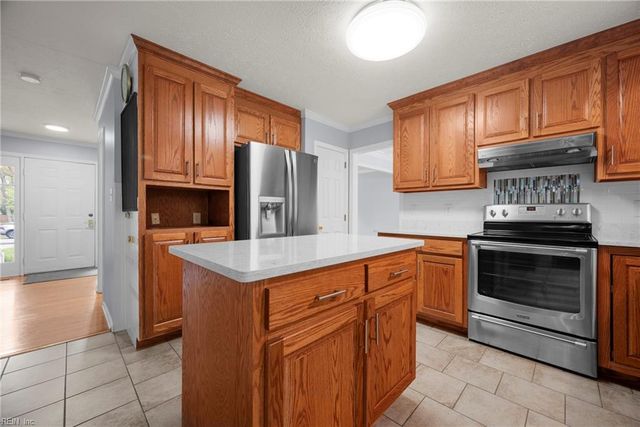 105 Willards WAY, Yorktown, VA 23693