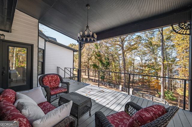 6340 Barberry Hill Drive, Gainesville, GA 30506