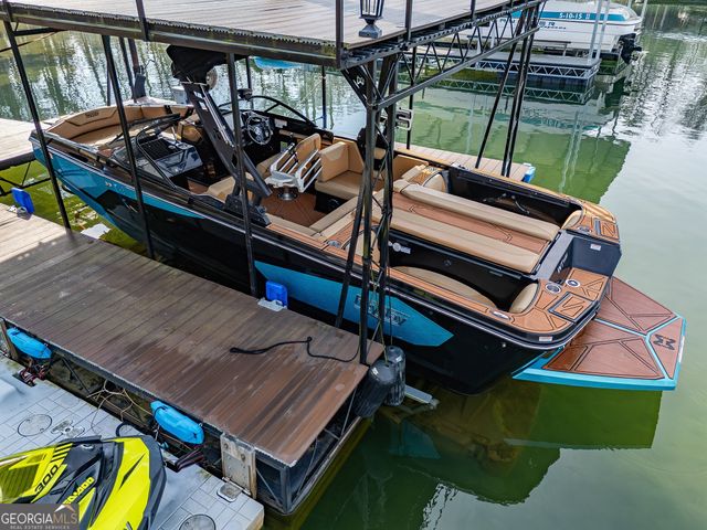 6340 Barberry Hill Drive, Gainesville, GA 30506