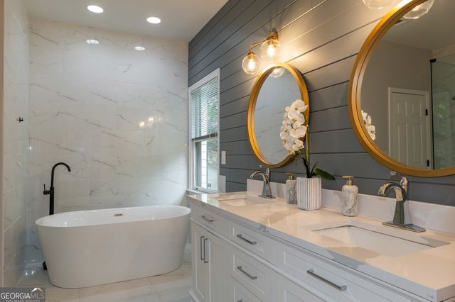 6340 Barberry Hill Drive, Gainesville, GA 30506