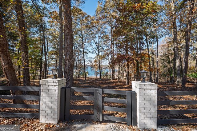 6340 Barberry Hill Drive, Gainesville, GA 30506