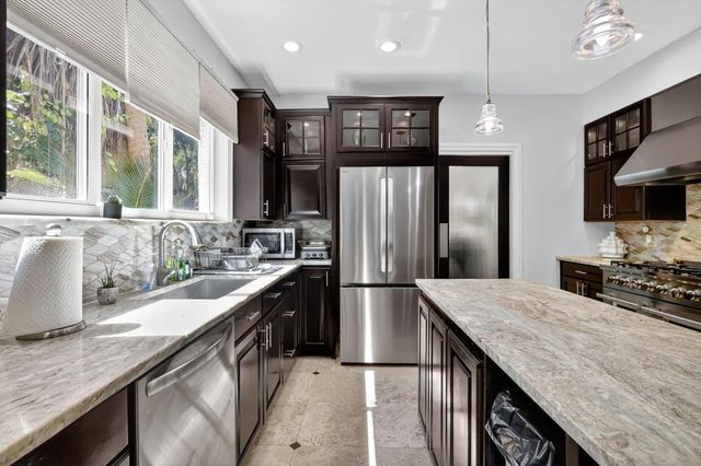 516-520 34th Street, West Palm Beach, FL 33407