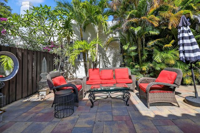 516-520 34th Street, West Palm Beach, FL 33407