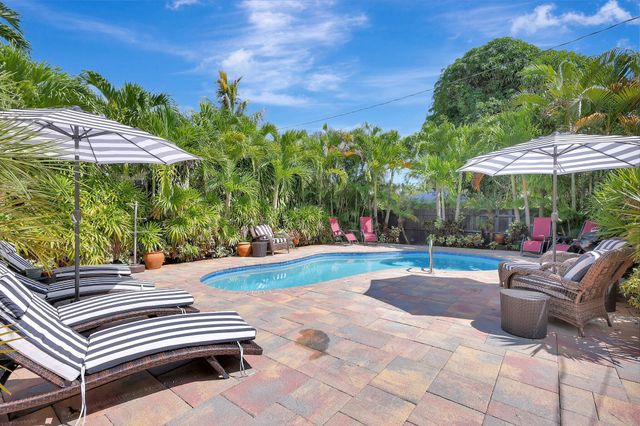 516-520 34th Street, West Palm Beach, FL 33407