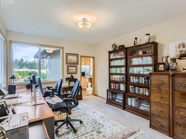 15901 Sw BELL Rd, Sherwood, OR 97140