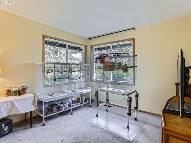15901 Sw BELL Rd, Sherwood, OR 97140
