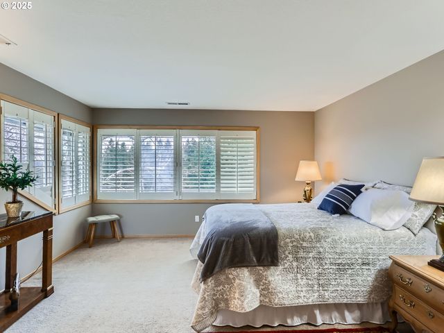 15901 Sw BELL Rd, Sherwood, OR 97140