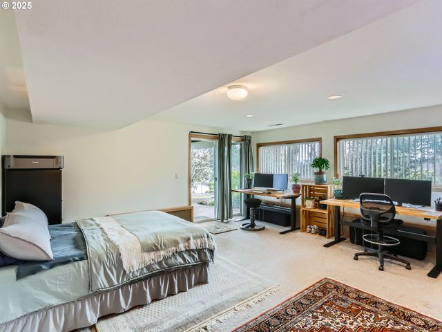 15901 Sw BELL Rd, Sherwood, OR 97140