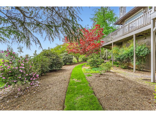 15901 Sw BELL Rd, Sherwood, OR 97140