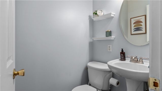 45 Claremont Avenue, Tonawanda, NY 14223