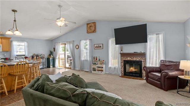 45 Claremont Avenue, Tonawanda, NY 14223