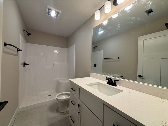 947 SW Boulder Drive, Grimes, IA 50111