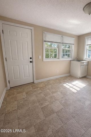 1501 Hogarth Street, Beaufort, SC 29902