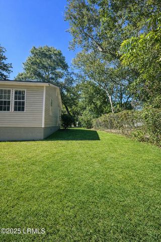 1501 Hogarth Street, Beaufort, SC 29902