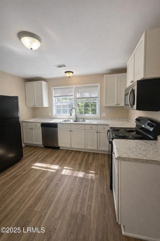 1501 Hogarth Street, Beaufort, SC 29902