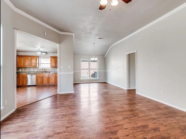 942 Jacobs Crossing Court, Burleson, TX 76028