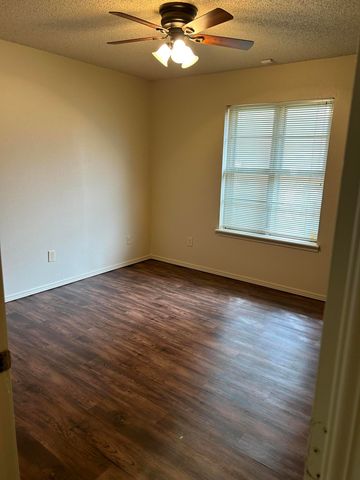 5410 93rd Street, Lubbock, TX 79424