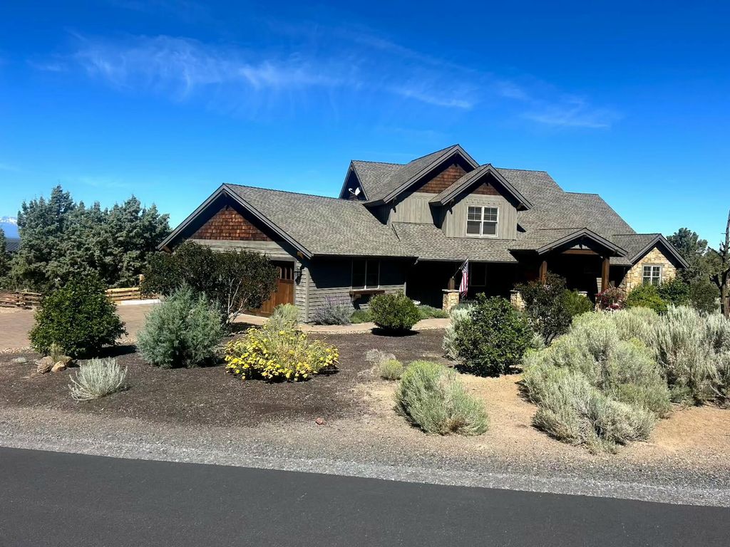 15361 SW Branding Iron Court, Powell Butte, OR 97753