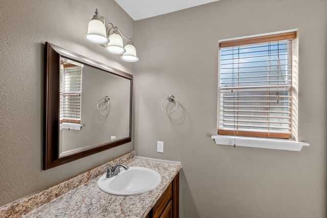 4125 Woodcrest Drive, Bryan, TX 77802