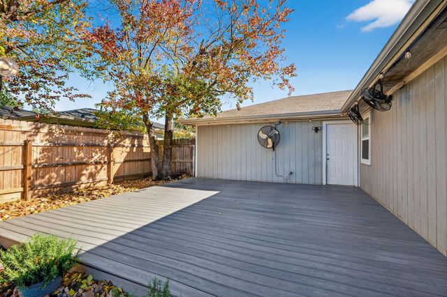 4125 Woodcrest Drive, Bryan, TX 77802