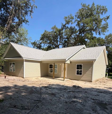 1901 6th Ave., Conway, SC 29527