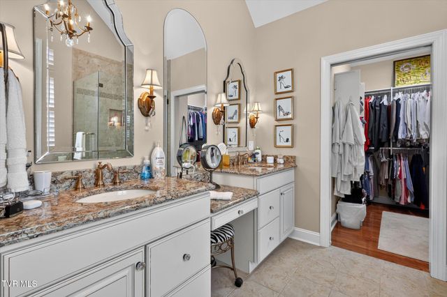 108 Queensgate, Bristol, TN 37620