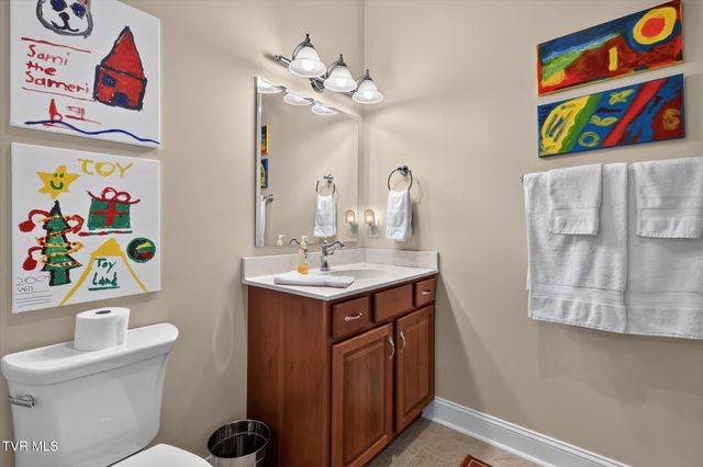 108 Queensgate, Bristol, TN 37620