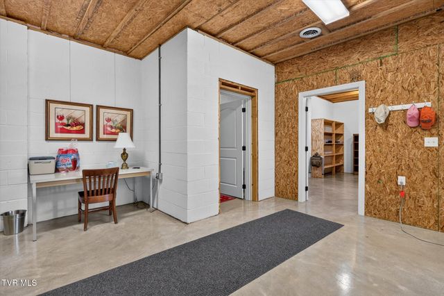 108 Queensgate, Bristol, TN 37620