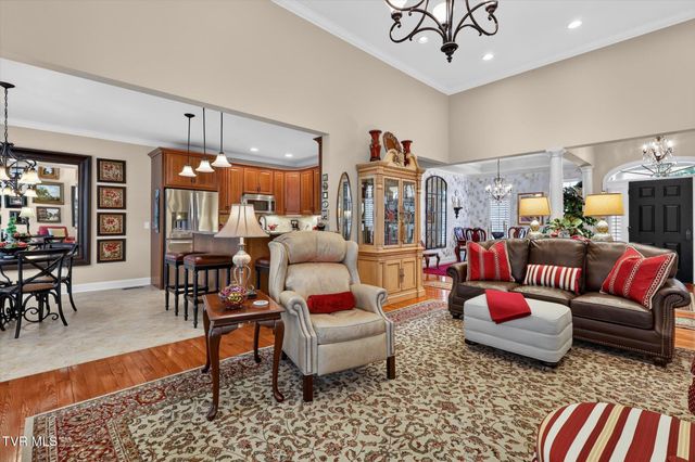 108 Queensgate, Bristol, TN 37620