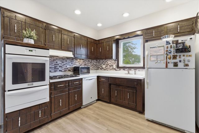 5253 S Moody Avenue, Chicago, IL 60638